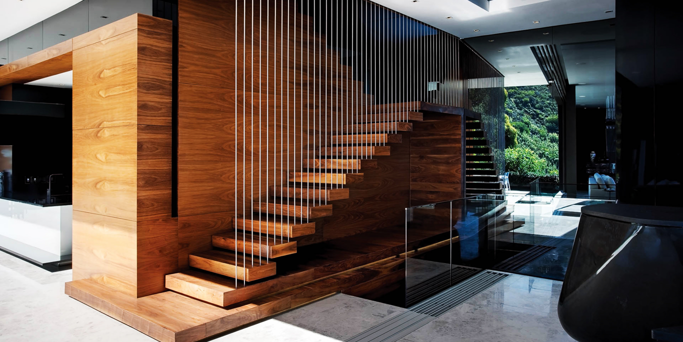 Floating Staircase in Luxury Villa