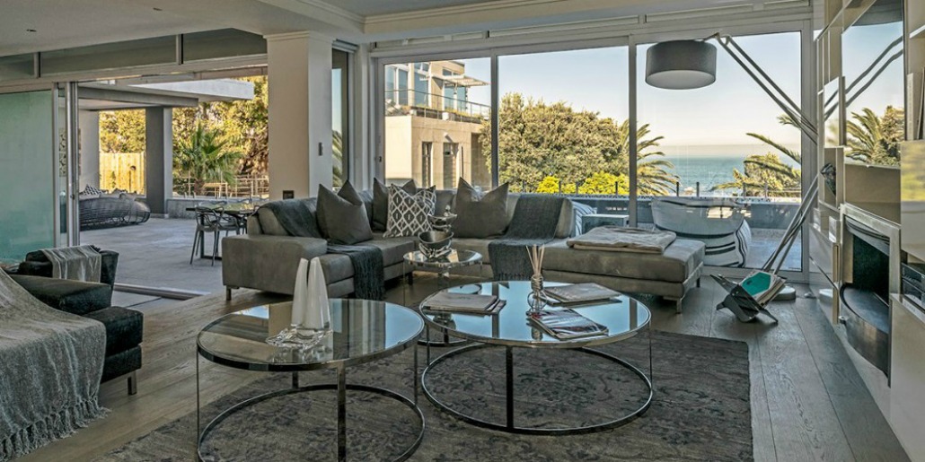 Beachside Camps Bay Villa