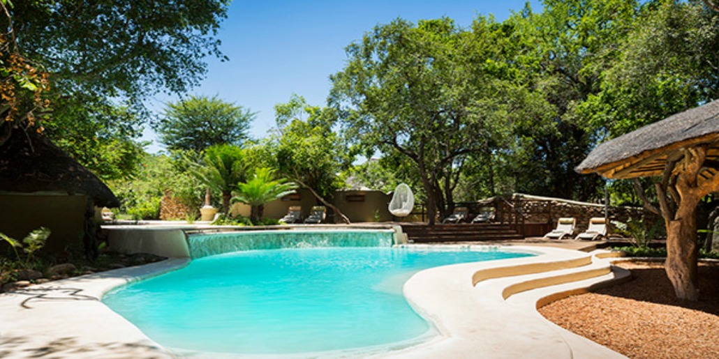 Safari Lodge pool