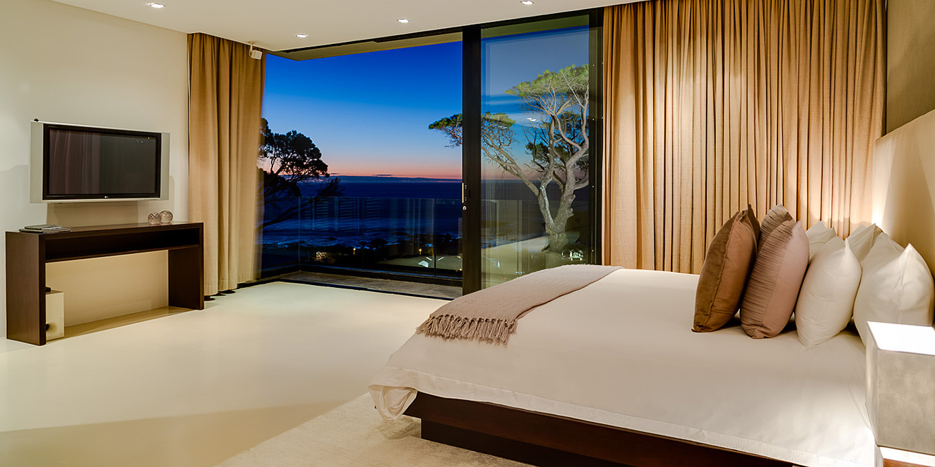 Serenity Villa Bedroom Suite
